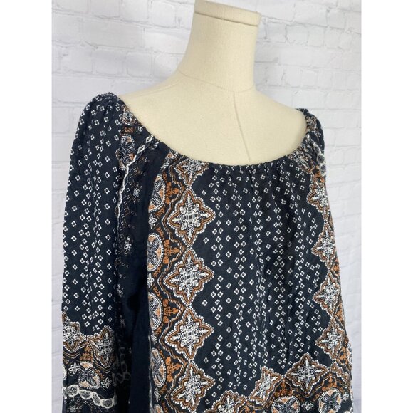 ⭐ 3/$15 Large Boho Chic Off-Shoulder Tunic Blouse With Geometric Paisley Print - Picture 3 of 5